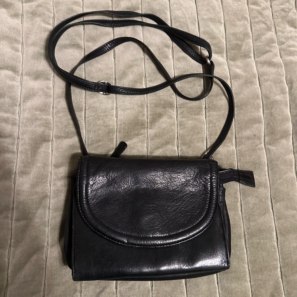 Chic Black Leather Crossbody Bag by Osgoode Marley